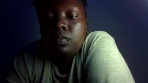 midnightt_curves online show from 07-19-26, 07:39