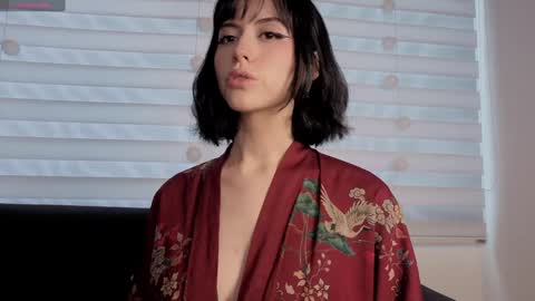 midori__san online show from 01-19-26, 04:22