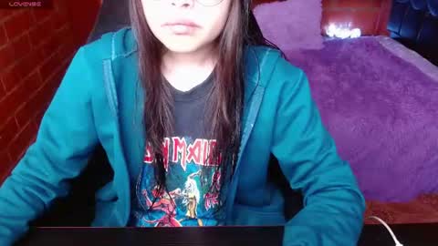 Midori 7u7 online show from 06-14-26, 04:09