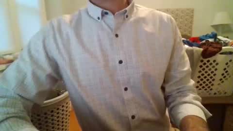 Snapshot of midwestdad2026 chatting on 01-14-26, 10:47 midwestdad2026 online show from 01-14-26, 10:47