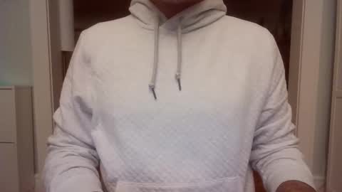 Snapshot of midwestdad2026 chatting on 02-03-26, 03:26 midwestdad2026 online show from 02-03-26, 03:26