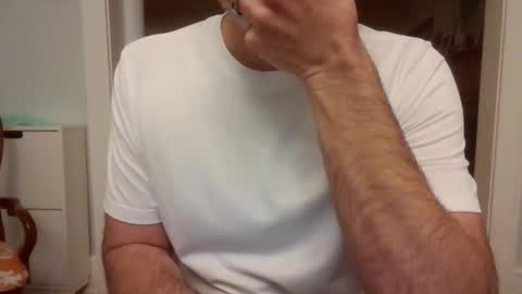 Snapshot of midwestdad2026 chatting on 02-06-26, 04:39 midwestdad2026 online show from 02-06-26, 04:39