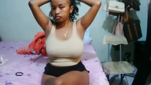 miel_07 online show from 02-10-26, 11:03