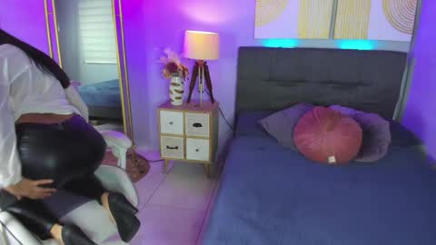 Snapshot of miel_ambar chatting on 06-03-26, 01:36 miel_ambar online show from 06-03-26, 01:36