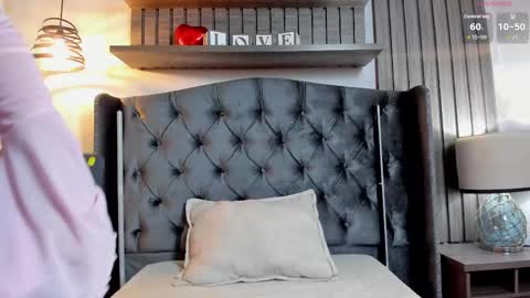 miel_gomez online show from 03-25-26, 09:10