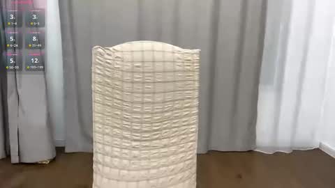 Mia online show from 12-16-25, 04:12