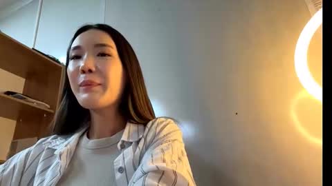 Snapshot of migdaliafenlon chatting on 09-12-25, 02:28 Nova online show from 09-12-25, 02:28