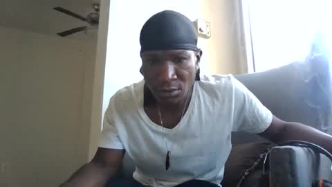 Snapshot of mightymandingo chatting on 06-11-26, 12:03 Mightymandingo online show from 06-11-26, 12:03