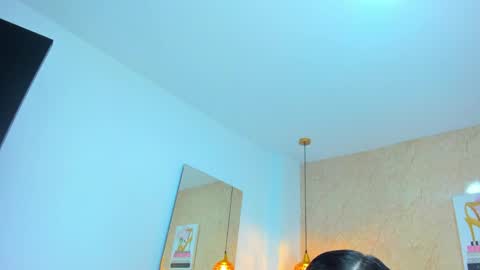 Miia online show from 05-08-26, 12:10