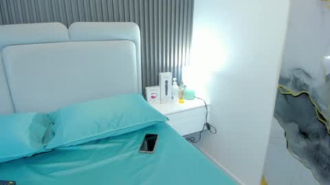 miia_cute18 online show from 04-21-26, 11:27