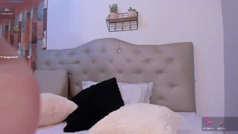 Mia Jhones online show from 01-25-25, 02:37