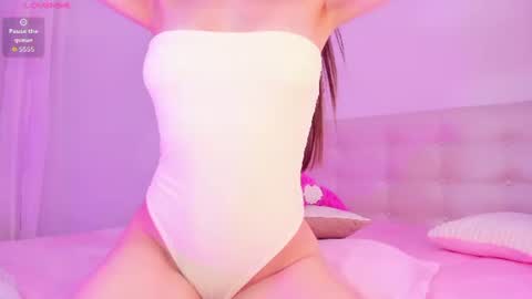 miia_rose12 online show from 07-18-26, 03:00