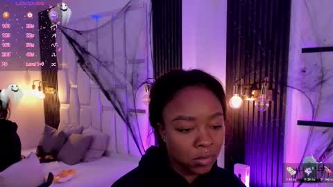 Miia Schwarz  online show from 11-01-25, 01:57