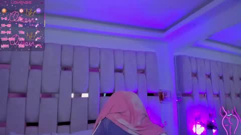 Miia Schwarz  online show from 05-12-26, 10:18