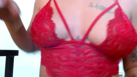 miia online show from 12-31-24, 11:06