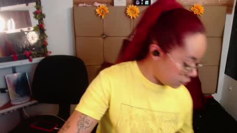 miia online show from 11-06-25, 11:15