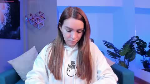 Miia 3 online show from 11-22-25, 11:31