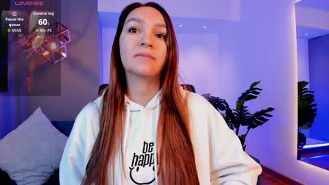 Miia 3 online show from 04-25-26, 11:13