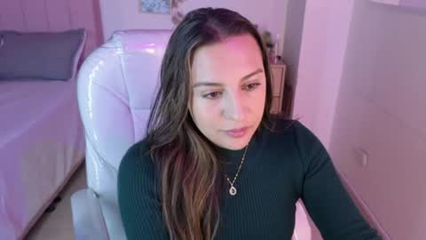 M I I A     online show from 07-13-26, 07:27