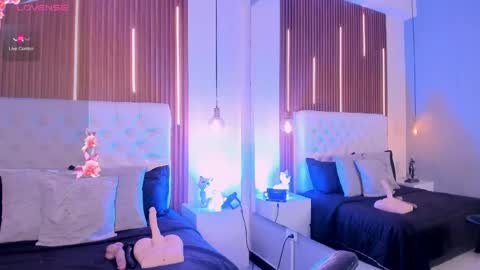 Mia  online show from 04-16-26, 04:41