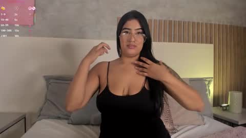 Snapshot of miiah_parker chatting on 12-01-25, 02:11 MIAH PARKER online show from 12-01-25, 02:11