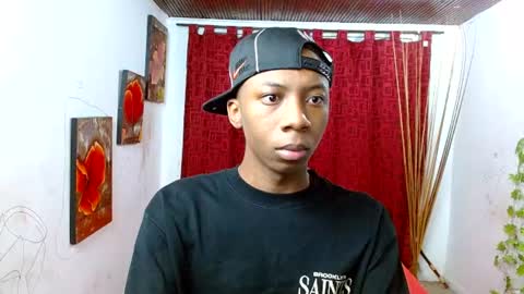 Snapshot of miilo18 chatting on 06-17-26, 09:12 milo online show from 06-17-26, 09:12
