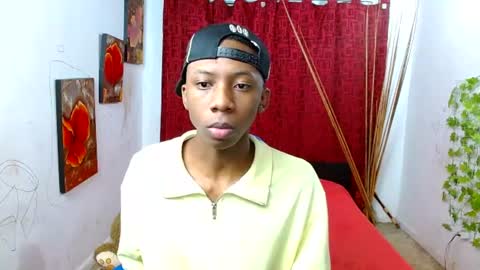 Snapshot of miilo18 chatting on 06-19-26, 09:24 milo online show from 06-19-26, 09:24