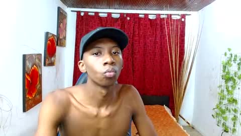 Snapshot of miilo18 chatting on 06-30-26, 04:52 milo online show from 06-30-26, 04:52