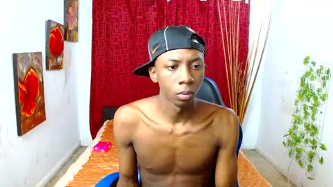 Snapshot of miilo18 chatting on 07-03-26, 10:32 milo online show from 07-03-26, 10:32