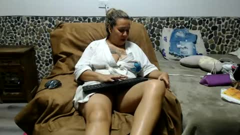 Miilu74 online show from 06-19-26, 03:00