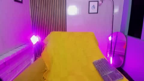 miilu  online show from 01-09-26, 03:20