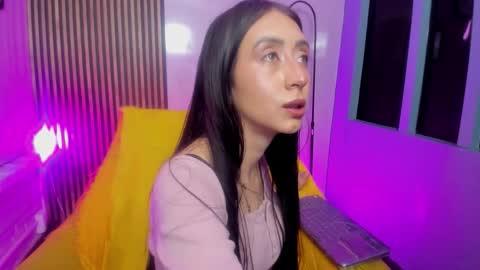 miilu  online show from 01-18-26, 03:10