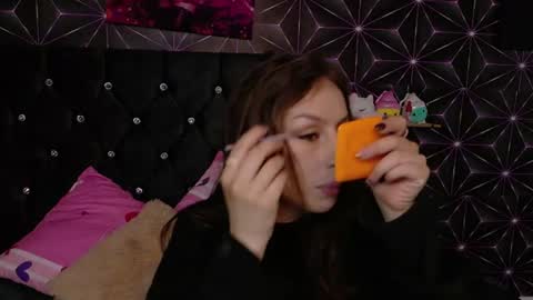 miis_beellaa online show from 06-11-26, 12:58