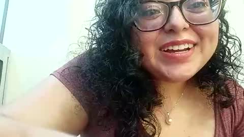 Snapshot of mika7747 chatting on 11-11-25, 10:32 mika7747 online show from 11-11-25, 10:32