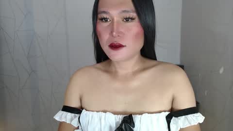 Snapshot of mika_oka chatting on 03-24-26, 05:01 Hi im Avah online show from 03-24-26, 05:01
