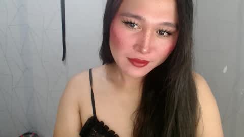 Snapshot of mika_oka chatting on 04-17-26, 08:23 Hi im Avah online show from 04-17-26, 08:23