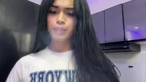 Snapshot of mika_pedersen chatting on 09-14-25, 04:39 mika_pedersen online show from 09-14-25, 04:39