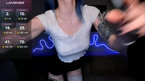 Mika online show from 02-21-26, 02:07