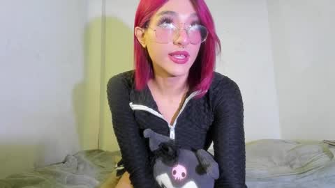 Snapshot of mika_velvet chatting on 10-03-25, 09:34 mika_velvet online show from 10-03-25, 09:34