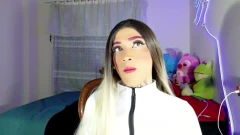 mikaelarangel online show from 06-21-26, 04:15