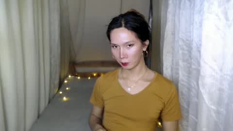 ELLA online show from 01-21-25, 12:29