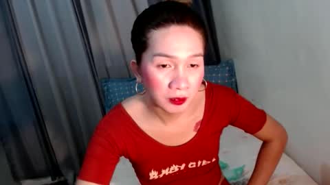 ELLA online show from 10-18-25, 02:58