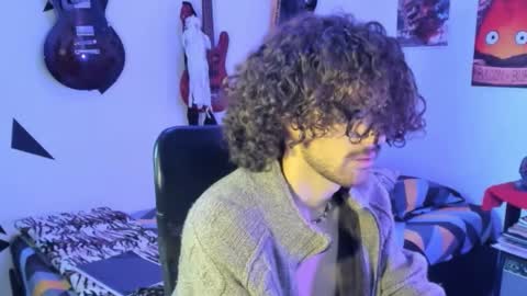 Snapshot of mikaelrizzzo chatting on 10-16-25, 12:39 mikaelrizzzo online show from 10-16-25, 12:39