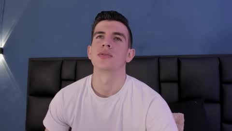 mikael online show from 09-11-25, 03:39