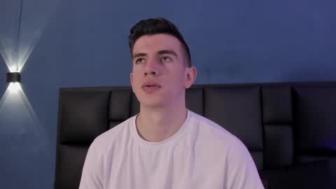 mikael online show from 10-06-25, 03:15