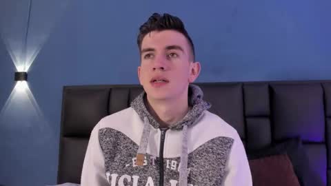 mikael online show from 10-14-25, 04:13