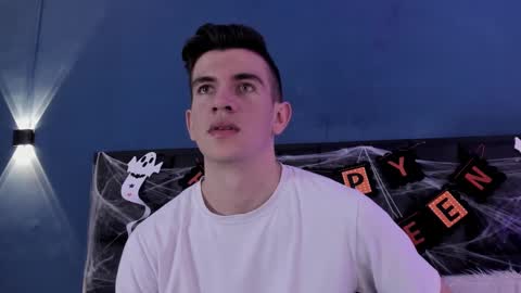 mikael online show from 10-25-25, 04:42