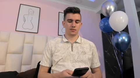 mikael online show from 04-25-26, 05:32