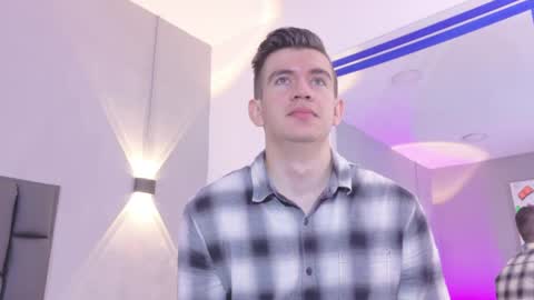 mikael online show from 04-29-26, 03:54