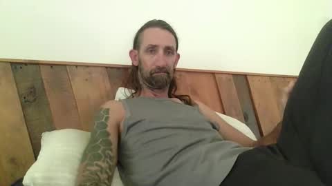 Snapshot of mikal702912 chatting on 04-06-26, 05:19 mikal702912 online show from 04-06-26, 05:19